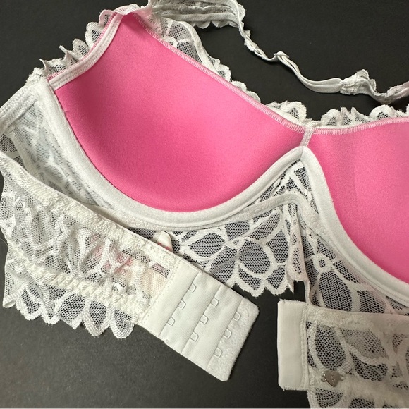 Pink Victoria’s Secret White Lace Halter Top Bra Bralette Medium - Picture 4 of 7